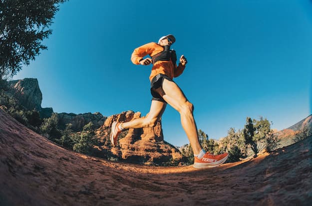 Comment débuter le trail running en 2026 ? Guide complet pour les nouveaux coureurs